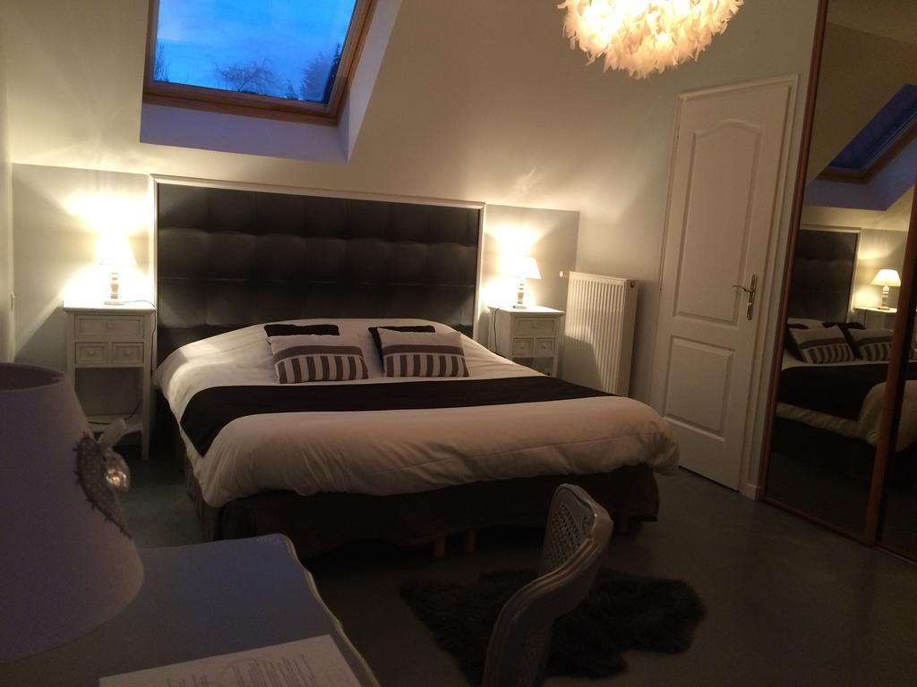L'Heure Bleue gîtes et chambres d'hôtes Givenchy-en-Gohelle Extérieur photo
